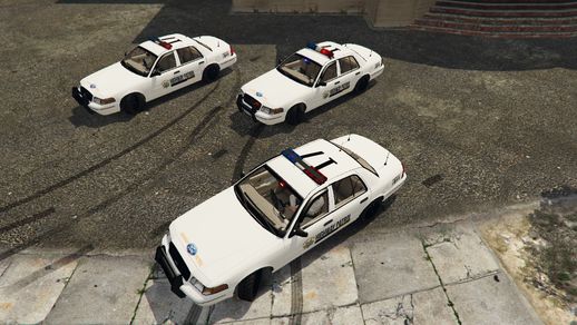 Ford Crown Victoria 1999 Highway Patrol