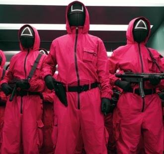 Pink Guard from Free Fire x Squid Game